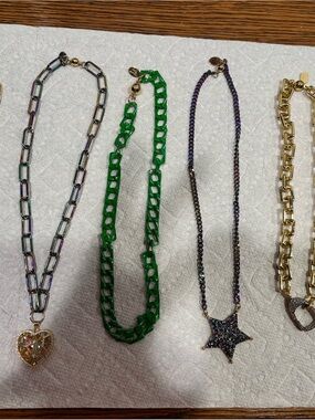 Green Resin Link Necklace for Women